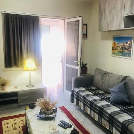 Entire Flat To Chill, In Center Of Tirana Apartment Exterior photo