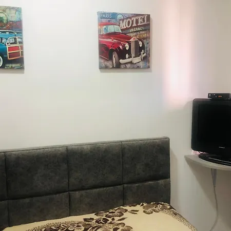 Entire Flat To Chill, In Center Of Tirana Apartment Exterior photo